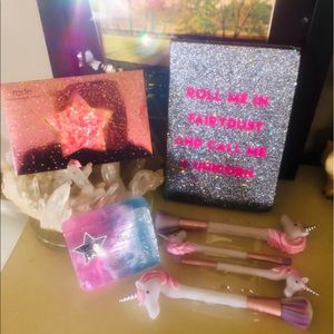 Unicorn Brushes, Tarte Glitter & Unicorn Soap Set!